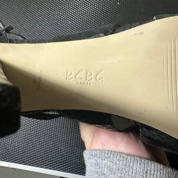 BCBG Black Textured Heels - Picture 3 of 3